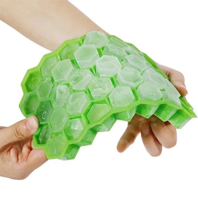 Silicone Ice Cube Tray with Easy Push Pop Out Design – Honeycomb Shape Molds with Lid